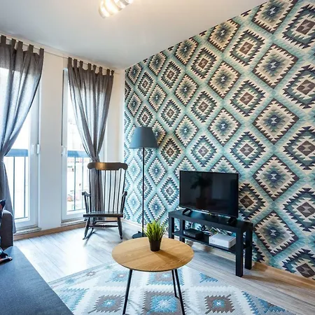 Modern Naive Downtown With Free Private Garage-Fast Wi-Fi Apartment Novi Sad Exterior foto