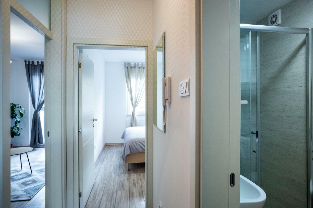Апартаменты Modern Naive Downtown With Free Private Garage-fast Wi-fi Нови-Сад